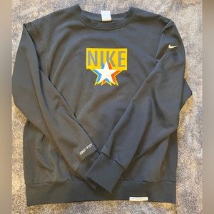 Nike Men’s Sweatshirt Size M
